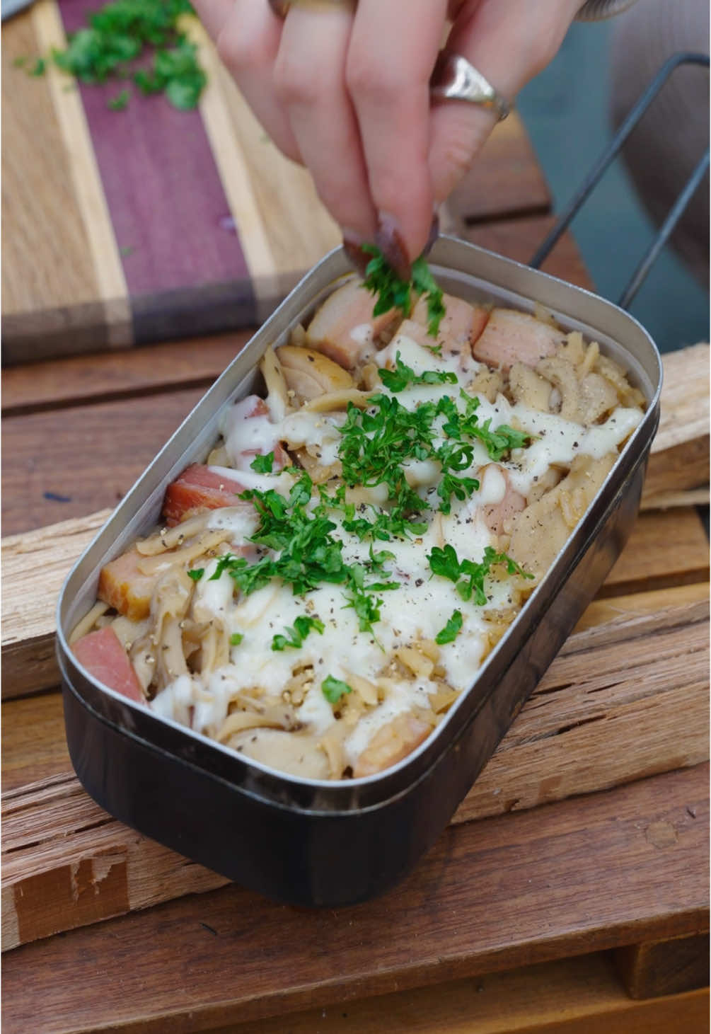 🍚舞茸とベーコンチーズの炊き込みご飯&チーズケーキトースト🧀 　 レシピはコメント欄に記載してます✍️ 　 #camp #camping #キャンプ #アウトドア #料理 #レシピ #outdoor 