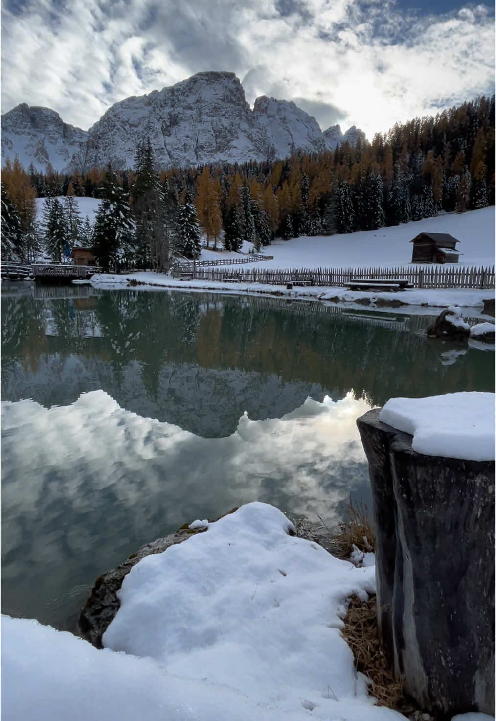 Winterwonderland 😍❄️ ~ ~ ~ ~ #dolomiti #dolomites #mountains #italy #trentino #nature #italia #altoadige #dolomitiunesco #trentinoaltoadige #mountain #dolomiten #montagna #landscape #winter #skiday #winterwonderland #altoadigedavivere #travel #alps #Hiking #instadolomiti #southtyrol #sudtirol #naturephotography #passionedolomiti #photography #mountainlovers❤️