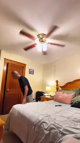 #scareprank #scared #funny #prank #funnyvideos #funnymoment #jumpscare 