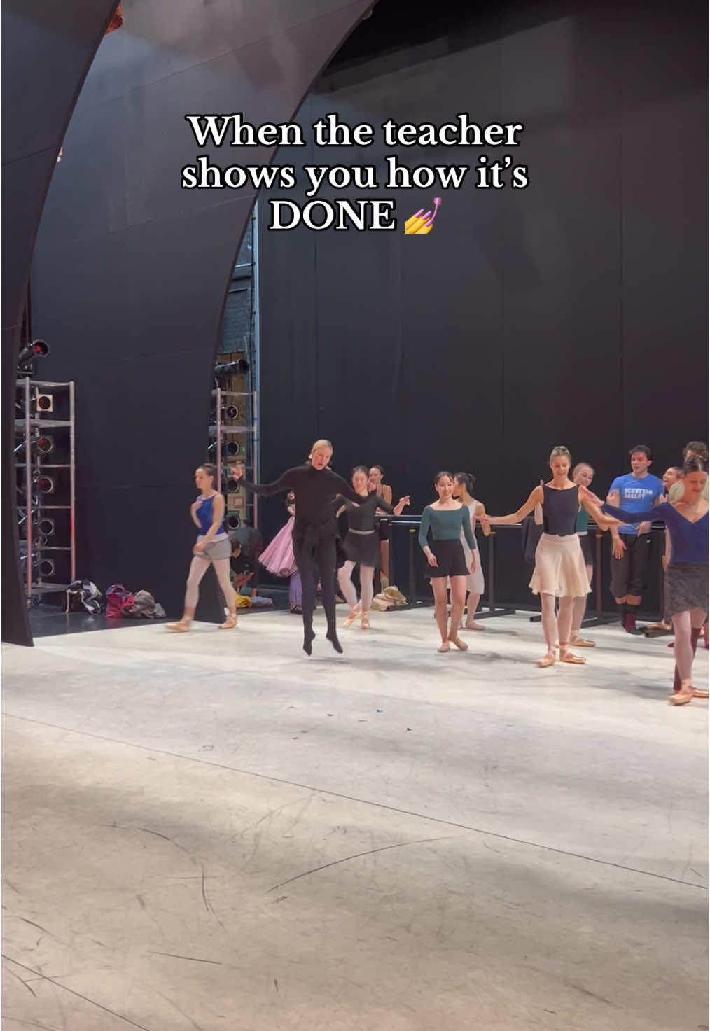that response though 👏 #dancer #rehearsal #companyclass #ballet #pointeshoe #dance #balletdancer #teacher #ScottishBallet 