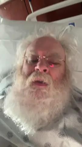 #santarob #ohwhatfunitistoride #coolsanta #sleighingitwithsantarob  #fyp 