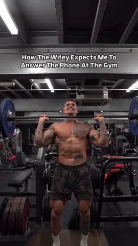 How the wifey expects me to answer the phone at the gym ‼️ Read captions 👇 Transform your body in 8 weeks with our Ultimate Shred Program! 💪 Plus, get exclusive bonuses to supercharge your results. More details: link in my bio! ⬆️ ##sports##GymTok##gymmotivation##Fitness##workout ##viralvideo##viral##bodybuilding##bodybuilder##usa🇺🇸##canada🇨🇦##america##europe##england#usa_tiktok