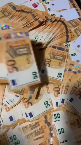 Wir bieten kleine und große Kredite an, stressfrei und zu einem niedrigen Zinssatz. Sofortiges Kredit ohne Stress 12 bis 24 Stunden, bis Sie es zuverlässig und 100% sicher auf Ihrem Bankkonto haben. Wir können Ihnen auch ein Kredit anbieten, wenn Sie Probleme mit Schufa haben. Antworten Sie uns, wenn Sie interessiert sind. Danke #ffp #ff #fyp› viral #fypage #fy #foryou #foryoupage #tiktok #tiktokgermany🇩🇪 #germanyviralvideos #fyp #foryou #viral