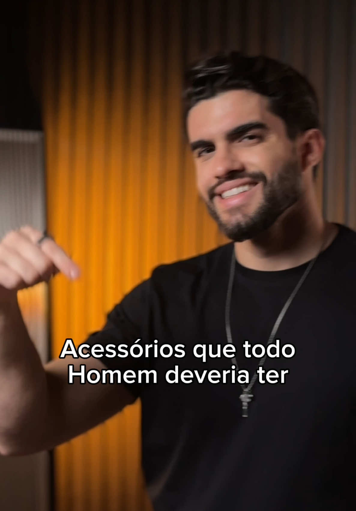 Você curte usar acessórios? 🤔 #acessórios #dicas #estilomasculino #acessórios 