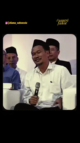 Jangan merasa kalah atau hina ketika Bekerja di tempat orng yg tidak sujud atau tidak berkeyakinan sama dengan kita, karna islam hanya mengakui hukumnya allah, Kita bekerja kepada mereka itu tolabul halal, mencari rezeki halal dan itu sama sekali tidak hina di sisi Allah,  Untuk full ny ada yt, seperti biasa mimin taro link di saluran santri fakot cek bio.  Trima kasih #gusbaha #gusbahaalhafidz #gusbahak #gusbahaquote #gusbahaonline 