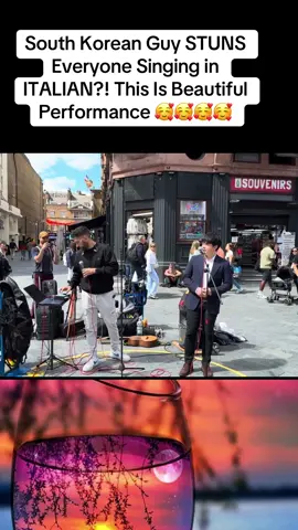 #singing #performance #viralvideo #guitar #tiktokuk🇬🇧 #streeperformer #music @Bizzy Music 🎶🎼🎵 @Kiddie✨ @Money @Legend 