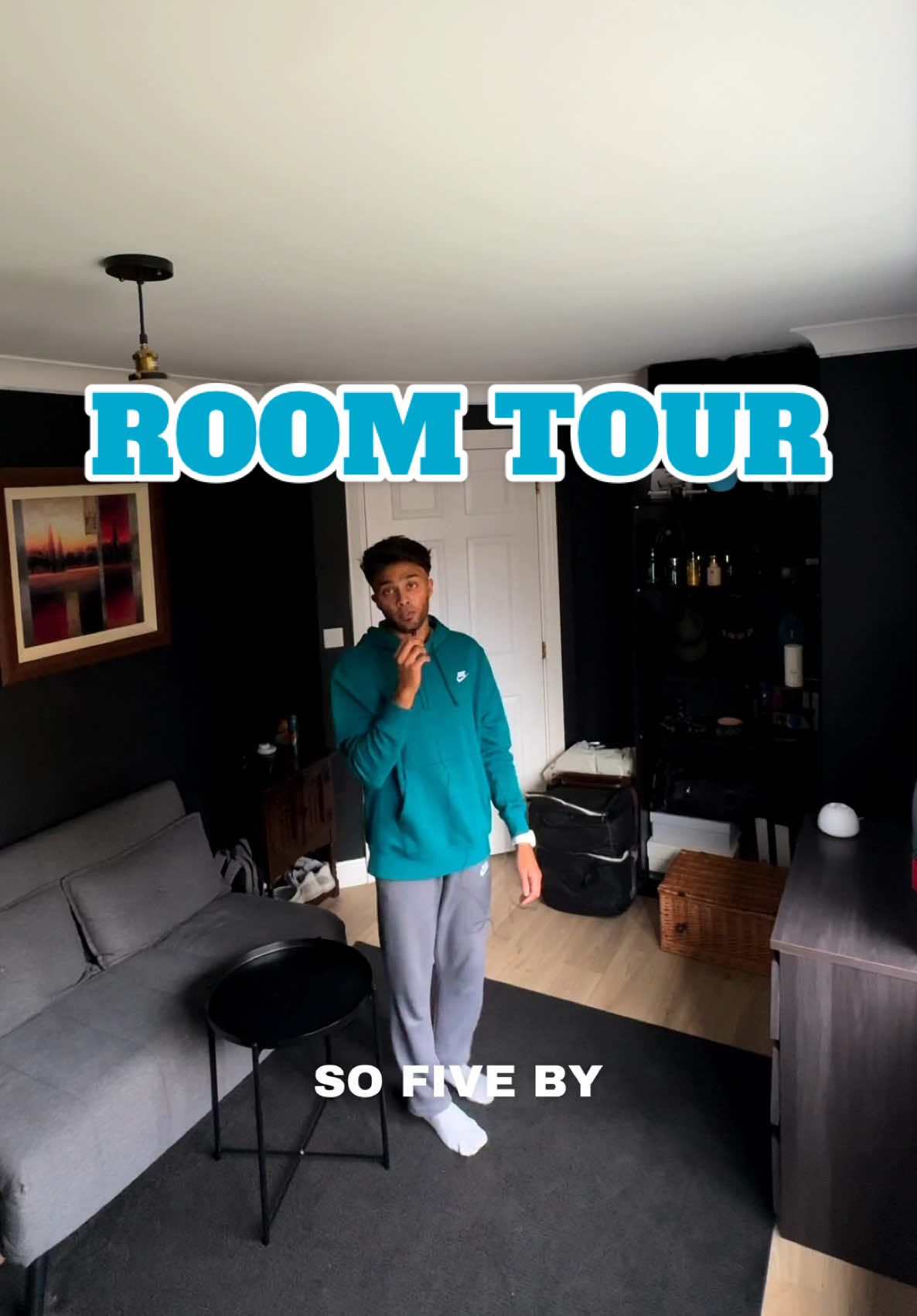A tour of my room 🎥😈