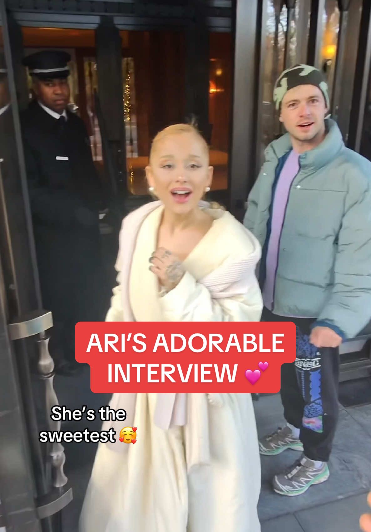 Ariana Grande showed the Glinda in her as she stops for an impromptu interview 🥰 #ariana #arianagrande #interview #adorable #wicked 