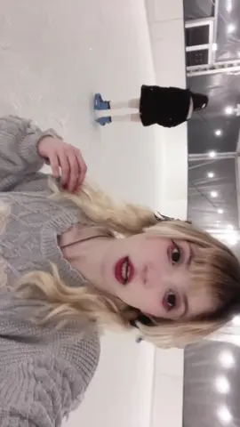 I love ice skating #IceSkating #ryosangata #jiraikeigirl #jiraikei #girlykei #landminegirl #polishjirai 