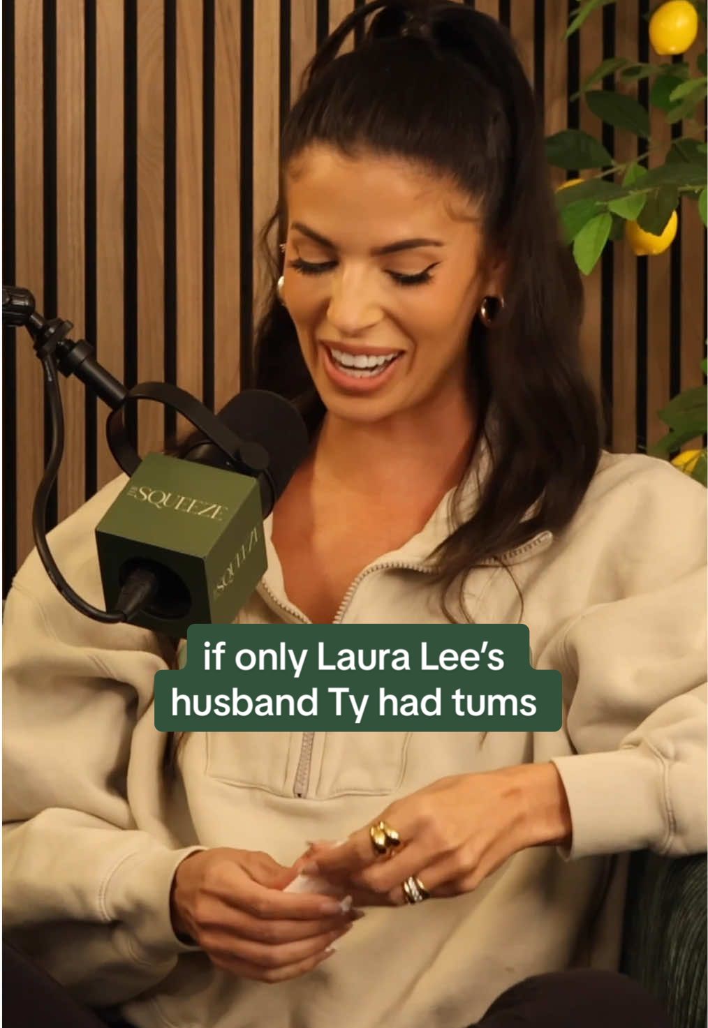 ⁠If only Ty had tums 🤦🏻‍♀️💩 @Laura88Lee ⁠ ⁠ ⁠Listen and watch wherever you get your podcasts 💛⁠ @Taylor Lautner @Tay Lautner  #thesqueezepodcast #makeup #beauty #youtuber #MentalHealth #thesqueeze 