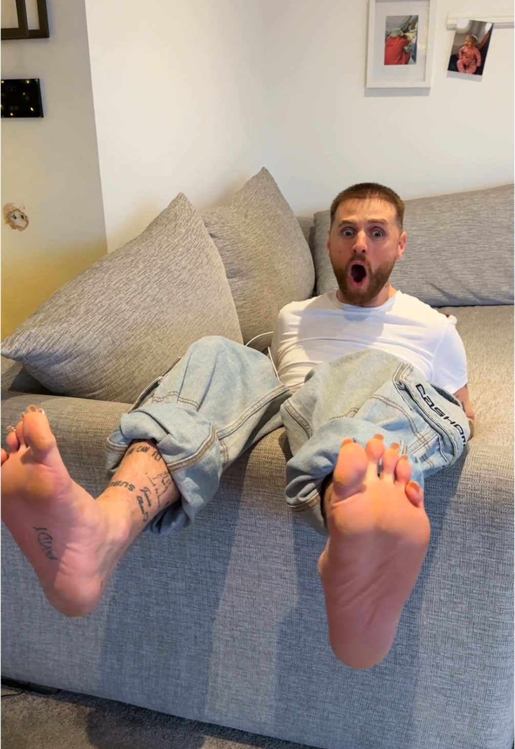 Foot massage gone wrong 😂😮