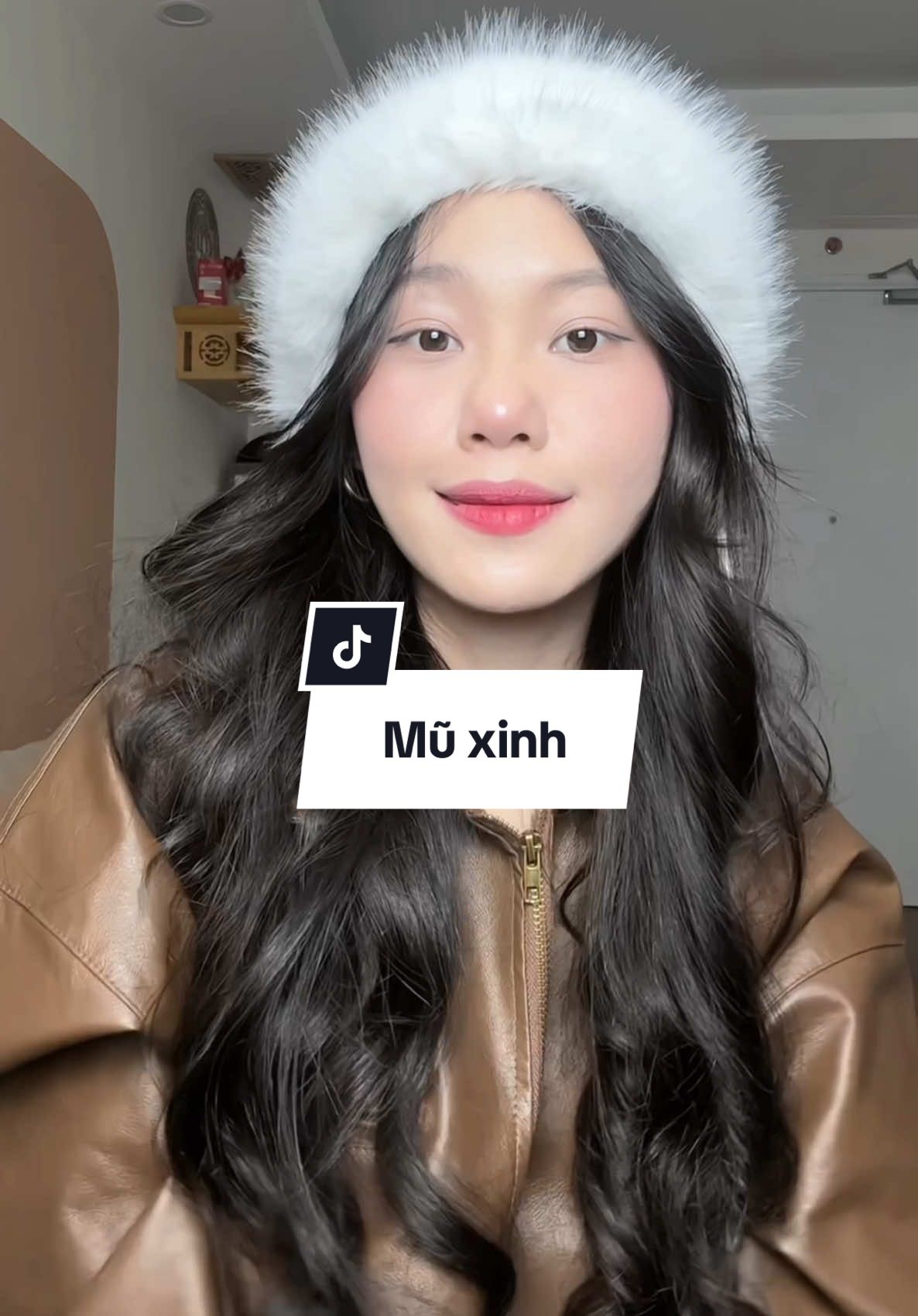 Mũ xinh, mùa đông sắm em này để phối đồ là chủn bài rui 🤩 umeeeeee  #mulongvu #mulong #muxinh #mugiada #duongailinh 