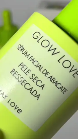 Nosso Sérum Facial de Abacate da Linha Glow Love 🥑😍 é perfeito para peles secas e ressecadas, proporcionando hidratação e brilho incrível na pele.  Diga olá à pele radiante! 😍✨ #serummaxlove #maxlove #maxlovemakeup #glowlove #serum #maxloveserum #serummaxlove