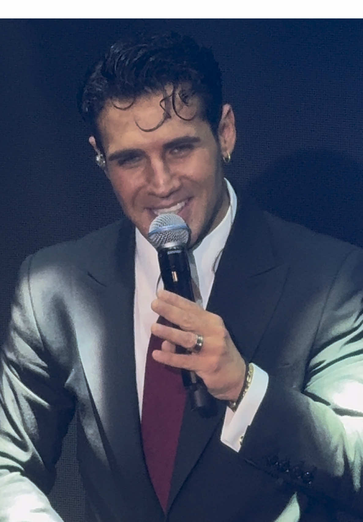 @Petros Iakovidis ❤️✨⭐️ #petrosiakovidis #vogclub #athensbynight #greeksong #greeksongs #greekmusic #bouzoukia #mpouzoukia #ellinikatragoudia #ellinikalaika #laika #fyp #mpesfy #mpesforyou #mpesfyp #greecetiktok #greektiktok #ellinikotiktok #ελληνικοτικτοκ 