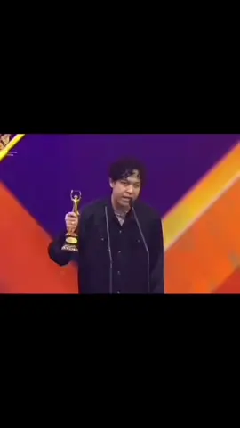 Lah iya juga bakat nih @Rachel vennya 