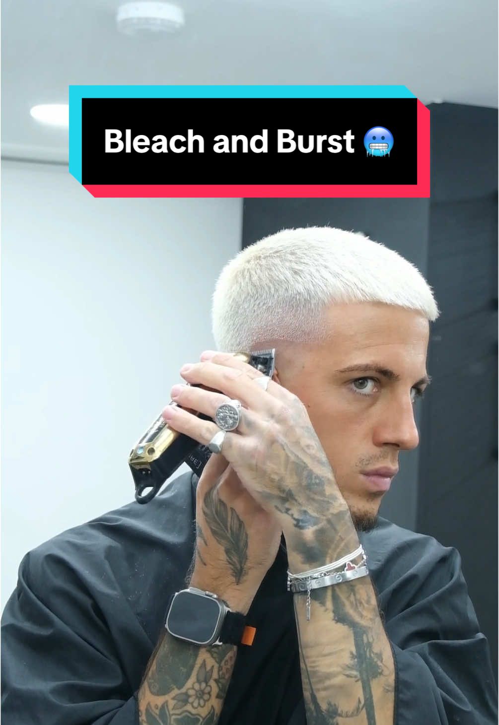 Giving myself the bleach and burst fade 🥶 #barber #barbers #menshair #haircut #barbershop #hair 