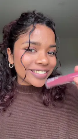 Day 2 of my 30 day series of finding you browngirl friendly lip products/colors❤️ This is an amazing gloss with spf 25 from @elfcosmeticsuk in the shade “THATS MY JAM” 😍 Follow for more brown girl friendly recommendations ❤️#browngirl #browntiktok #lipstick #musthaves #browngirlfriendly @elfcosmetics its time we work together ! @e.l.f. Cosmetics 