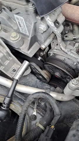 chevy malibu 2016 ecotec 2.5 cambio de bomba de agua.