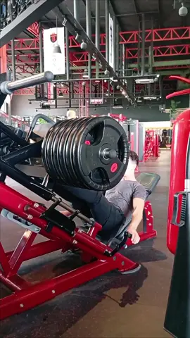 #عمر#كمال_الاجسام #fypシ #اكسبلور #viral #الشعب_الصيني_ماله_حل😂😂 #طرابلس_بنغازي_المرج_البيضاء_درنه_طبرق #مصراته_الصمود🇱🇾🇱🇾🔥😌 