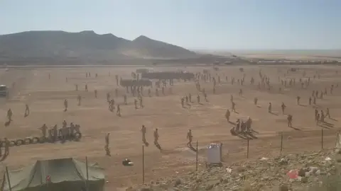 تخرج دفعة جديدة من 