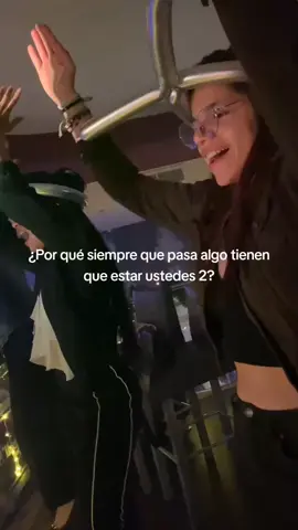 siempre metidas en peo, pero no importa jajajaja @Karen🔥  #humor #amistad #complicidad 