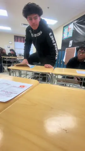 #funnyvideo #class #school #jokes #cringe #baka #forupage 