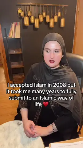 An exerpt from my live about my revert story to Isam- took me about nine years to actually start practicing! #revert #muslimrevert #islam #muslimconvert #LIVEhighlights #TikTokLIVE #LIVE 