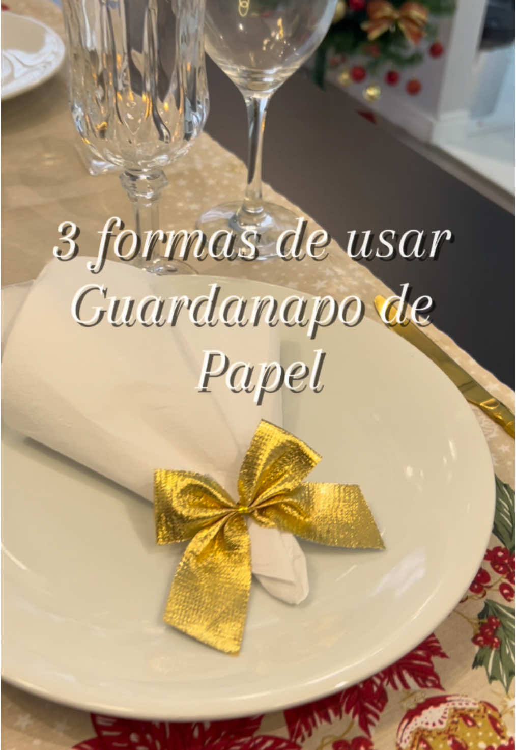 3 Formas de usar guardanapo de papel e ainda assim deixar sua mesa bem linda 😍  #mesaposta #guardanapodepapel #natal #mesapostanatal #guardanapo #dicas 