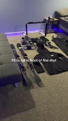 Wish me luck with fine shyt  #fyp #ski #skiing #holidayvally #fineshyt #winter #wintersports 