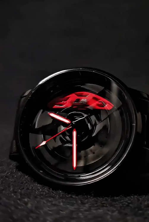 Livré en 7 jours 📦 | Garantie 2 ans ⭐️ Profitez de -40% pendant les fêtes ! 🤩 Disponible sur gt-horizon.com ✅  #montre #rims #voiture #car #watch #supercar #rim #jantes 