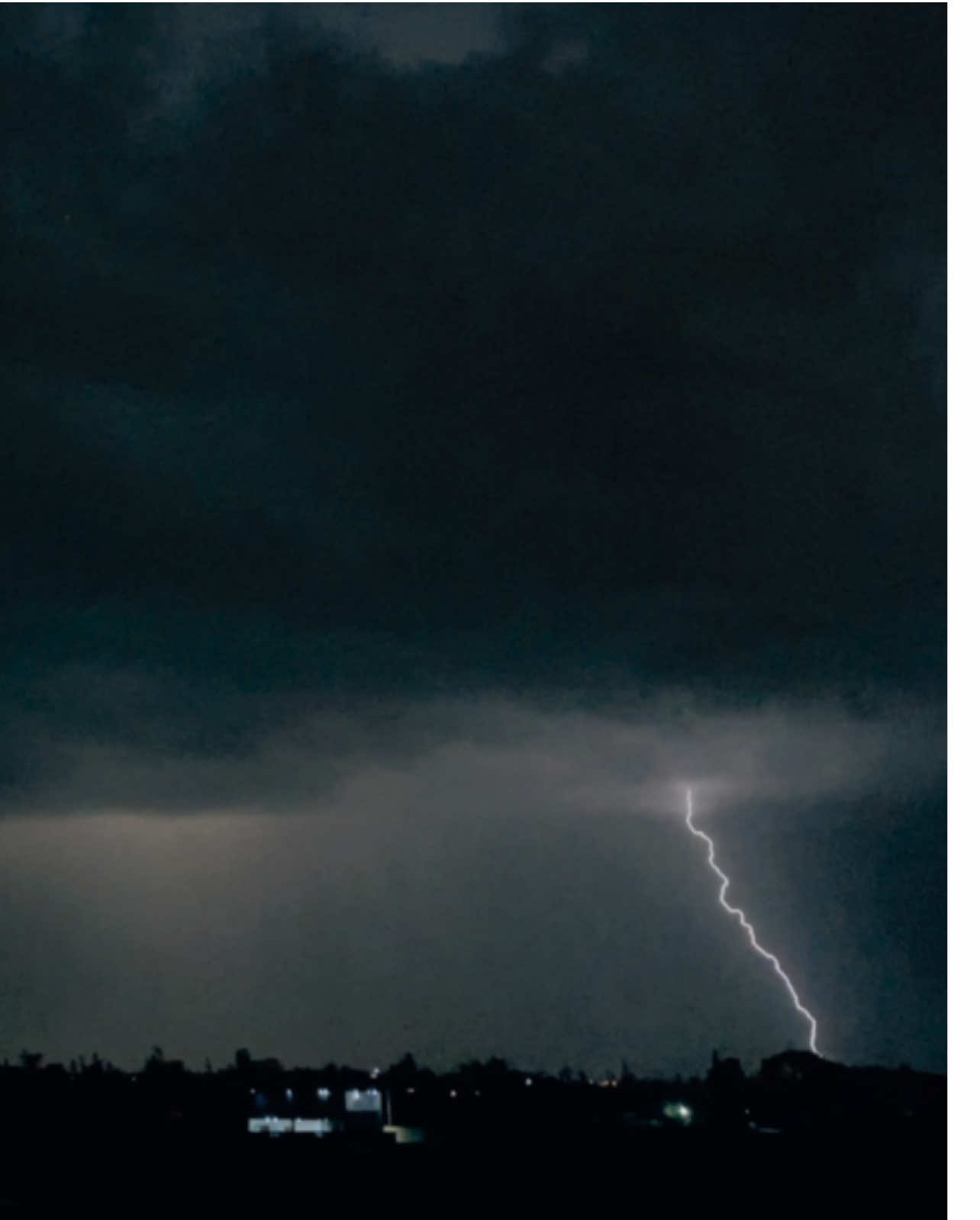 #برق #رعد #الزاويه_العنقاء_ليبيا🇱🇾 #جوددائمً🇱🇾❤️ #مدخل_الزاويه🔥🔥 #المطرد_الزاويه_طريق_الساحلي💚💛🧡 #ترند #مشاهدات_تيك_توك 