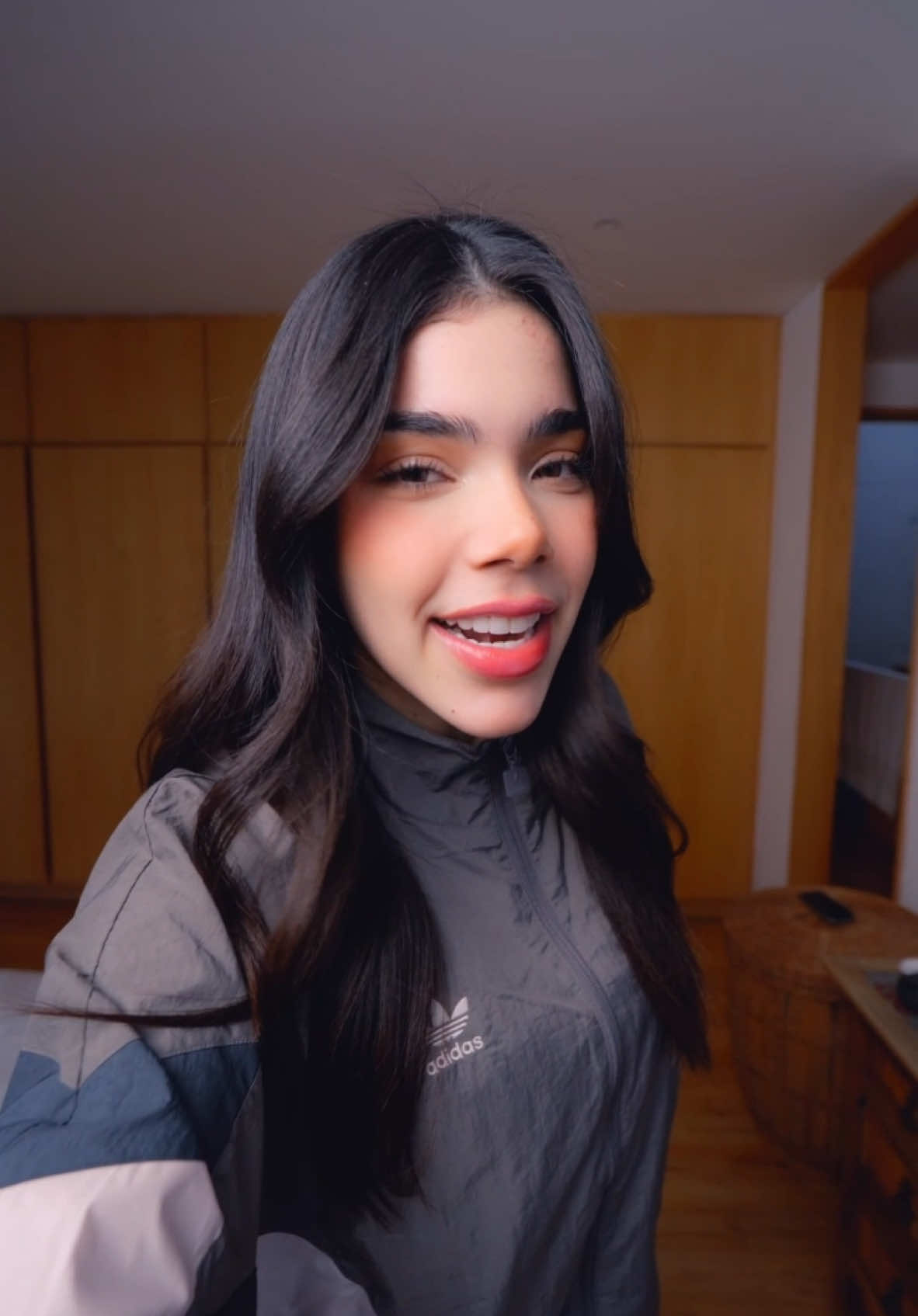 Platiquita mientras me hago mi rutina de skincare con Glycolic Brigth de @L’Oréal Paris ¡déjame saber en los comentarios si ya probaste está línea! #ManchasGameOver #LorealParisSkincare  #publicidadverificada 