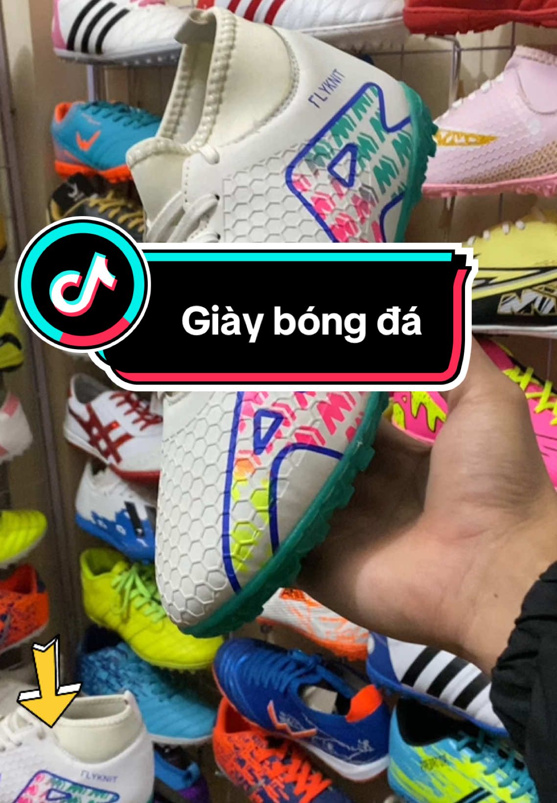 Giày cổ cao ae tham khảo #đammê #❤️ #damme #futbol #Soccer #soccerskills #giaybongda 