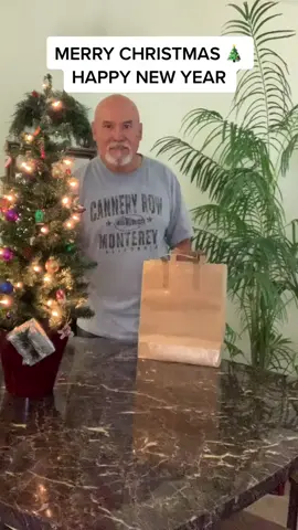 #josemedinamagic #illusion #magictricks #vanishing # @Jose Medina Magic  @Jose Medina Magic  @Jose Medina Magic 