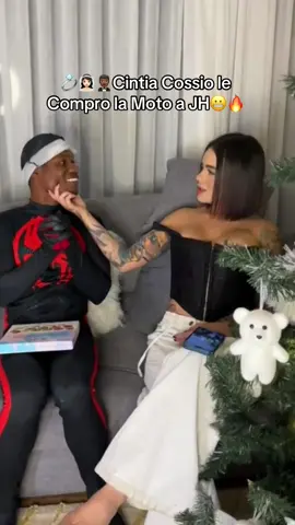 Cintia Cossio le compro la Moto a JH 🔥👰🏻‍♀️🤵🏾‍♂️💍 #jh #jhdelacruz777 #joveneshoy777 #yupi #yupiliano #cintiacossio #cossio #yefersoncossio #westcol #sayguz #matrimonio 