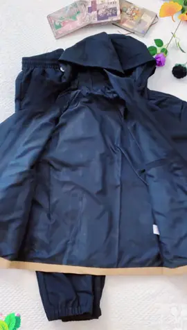 #waterproofing #jacket #longpants #coat #menswear #casuallook #pocket #coords #workerwear #fyp #tiktokshopcybermonday #tiktokmademebuyit #spotlight #blackfridaysale #hoodie 