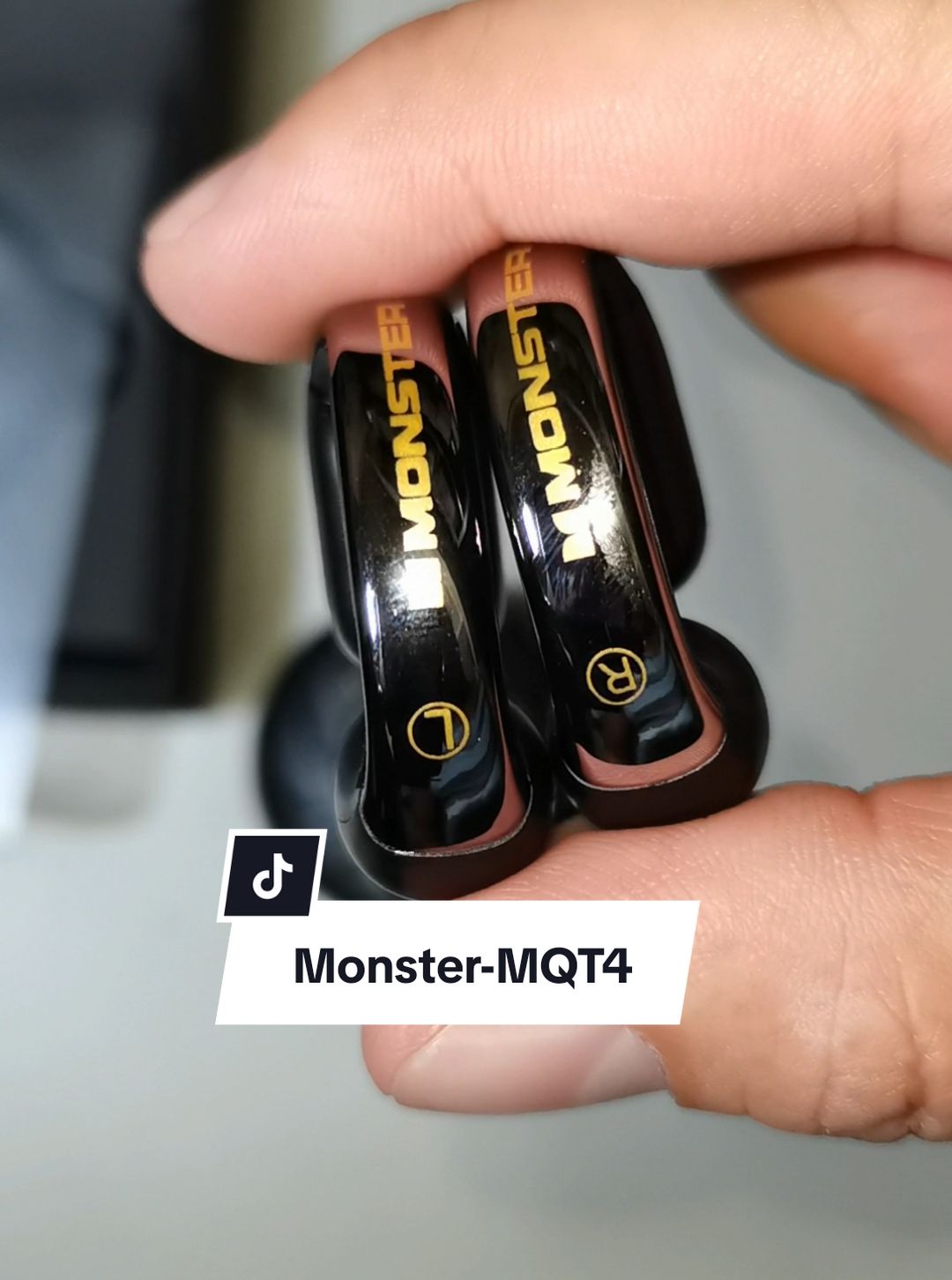 Monster-MQT46 #foryoupage #trending #fypシ゚viral #earphones #monster #maxstar #wireless #earbuds 