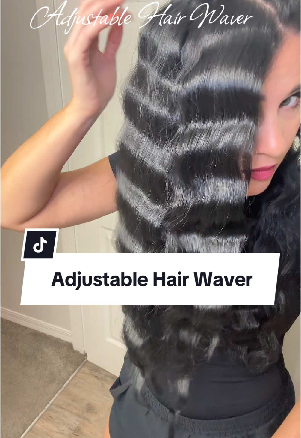 If you can’t adjust the size of your hair waver you have the wrong one! #hair #hairstyle #hairwaves #adjustable #kaugic #giftsforher #tiktokshop #holidayhaul 