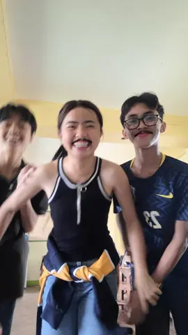 nag agawanay ug filter HAHAHAHA @nuh uhh @marxxhmellow_on_ig 