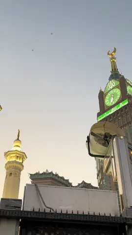 { إن الله وملائكته يصلون على النبي ياأيها الذين آمنوا صلوا عليه وسلموا تسليما } اللهم صلِ وسلم على نبينا محمد 🤍 #اللهم_صلي_على_نبينا_محمد #الشيخ_سعود_الشريم #سعود_الشريم #تصويري #القران_الكريم #الحرم_المكي #مكة_المكرمة #السعودية #المملكة_العربية_السعودية #اكسبلورexplore #تصويري #ترند #fyp #الدوحة  #قطر #الامارات #المغرب #مصر #الكويت #دبي #ابو_ظبى #الهدا #الطايف #islam #indonesia #malaysia #pakistan #saudiarabia #usa #india #العالم_العربي #العراق #ليبيا #الاردن #المدينه_المنوره #الرياض #الدمام #البحرين #جدة #ترندات #fypシ  #اكسبلور #تيك_توك #foryou #عرب #tiktok #هاشتاق #الشعب_الصيني_ماله_حل😂😂 #الجزائر #الحصن #موسم_الرياض #ايه #egypt #الشريم #السديس #الحرم #حرم #makkah #madina #القصيم #تبوك #جده #اجازة #افضل_الذكر_كلام_الله  #الجمعة #النصر_الاتحاد 