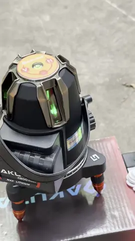 Máy cân bằng laser Akuza AK-488 Spider bóng Led siêu sáng,điều khiển từ xa,motor xoay 360 độ##maybancotlaser5dtiaxanh##maycanbanglaserakuza