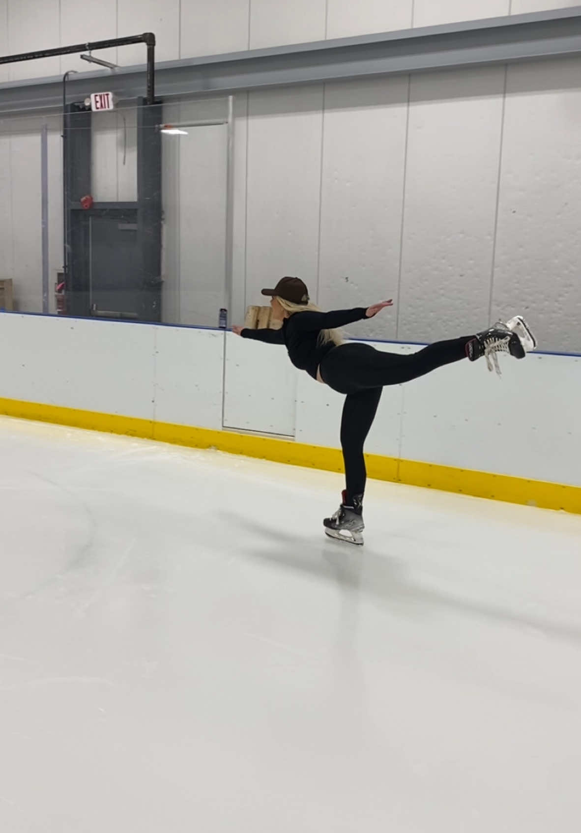 Just havin fun - - - #hockey #icegirl #icegirls #icegirlcheck #icegirlsteam #icegirlauditions #hockeyboys #hockeytiktoks #hockeyplayer #hockeylife #girlswholift #girlssupportinggirls #skating #jersey #flyers #philly #philadelphia #sports #girlsinsports 
