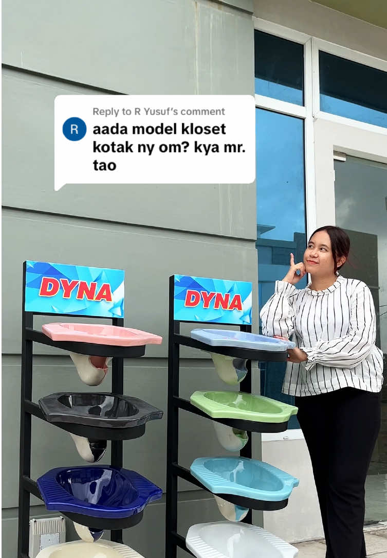Replying to @R Yusuf Kloset jongkok Dyna hadir dengan desain melengkung elegan yang pas banget untuk postur tubuh. Bagian lubangnya punya permukaan lebih halus dan licin, jadi gampang dibersihkan.  Cuma butuh 2x siram, kloset langsung bersih! 💧✨ #closetjongkok #klosetjongkok #pabrikcloset #pabrikkloset #closetlokal #closetbuatanlokal #closetbuatanmedan #pabrikklosetlokal #distributorkloset #bahanbangunan #tokobangunan #closetjongkokdyna