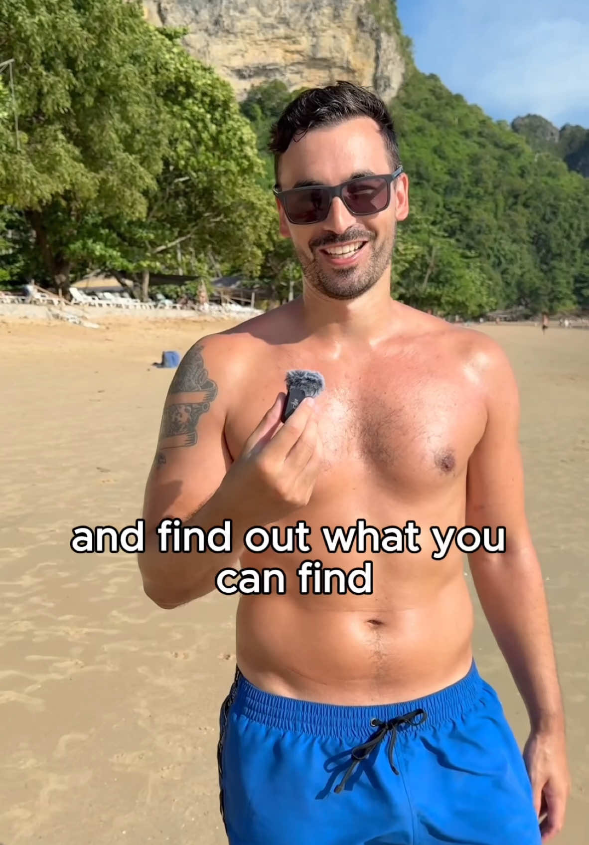 I interviewed a Welsh traveler on a beach in Thailand. He was very friendly and kindly agreed to be part of the video. Thank you so much for your cooperation! #thailand #thailandtravel #travelthailand #welsh #Wales #british #traveltips 