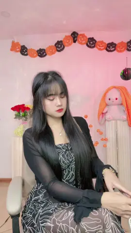 #မြင်ပါများပီးချစ်ကျွမ်းဝင်အောင်လို့🤒🖤 #thinkb4youdo #foryou #foryoupage #မျော်နေတဲ့❤လေးတွေအတွက် #လက်ကျန်လေးတင်မယ်နော်❣️ 