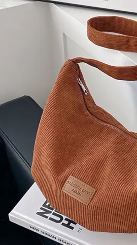 Tas Pangsit Wanita Baru Korduroi Tas Selempang 2-in-1 Kapasitas Besar Komuter Tas Bahu Tas Mahasiswa Kekinian Lucu Korean Style Cewek Casual Corduroy Round Shoulder Sling Bag Hitam tascewek  #fyp #Tas Selempang Bling Fuji #shoulderbagwanita 
