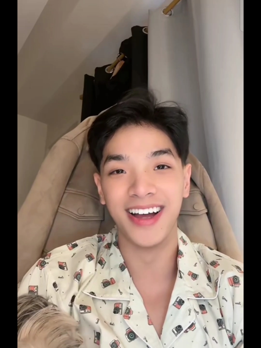 12/06/24 | Quick Live • Christian Solo #Vrixian #VrixGallano #ChristianMartinez #TeamAdobo #Yeobo  #fyp #fypシ #viral  🏷️ @Christian Opao Martinez @chrstianmrtnz 