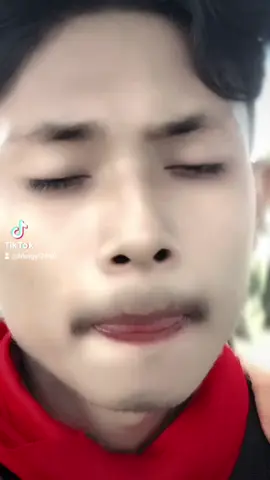 #ကိန္နရီ .ကိန္နရာချောင်းခြားယုံနဲ့သူတို့လွမ်းရင်.....😊😊 #fypシ゚viral🖤tiktok #မြင်ပါများပြီးချစ်ကျွမ်းဝင်အောင်လို့🤗❤ 