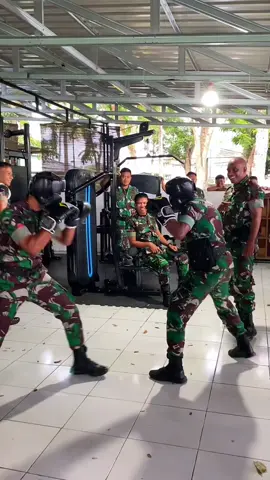 Bruutaalllll🥊🥊 #fyp #boxing #tinjuindonesia #tentaraindonesia #malukuutara 