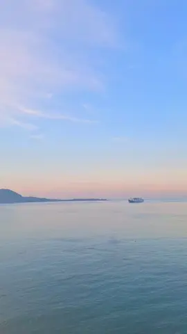 jadilah kuat untuk semua hal² baik ya diriku🫂🦋🌊 #zyxcbaシ🦋 #fypage #sea #laut #selflove 